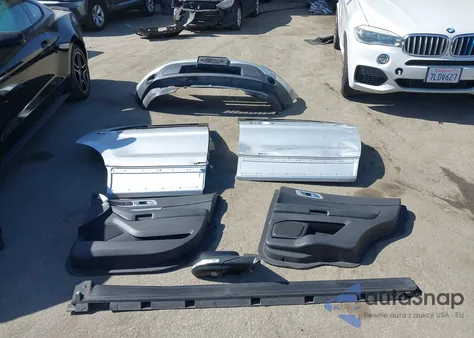 2015 Ford Explorer Sport z USA, uszkodzony, nr VIN 1FM5K8GT2FGA55494